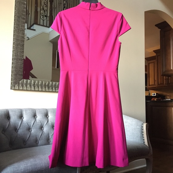 ✨Tahari Dress - Picture 8 of 8